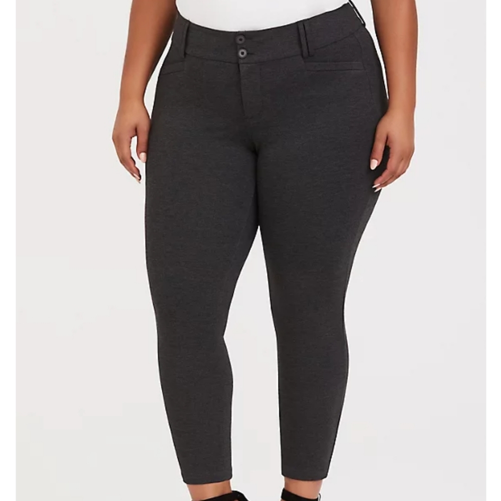 Torrid • High rise Signature Stretch Premium Ankle Skinny Pant - Size 20